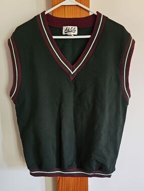 Vintage Sweatshirt Vest - Collegiate Style
